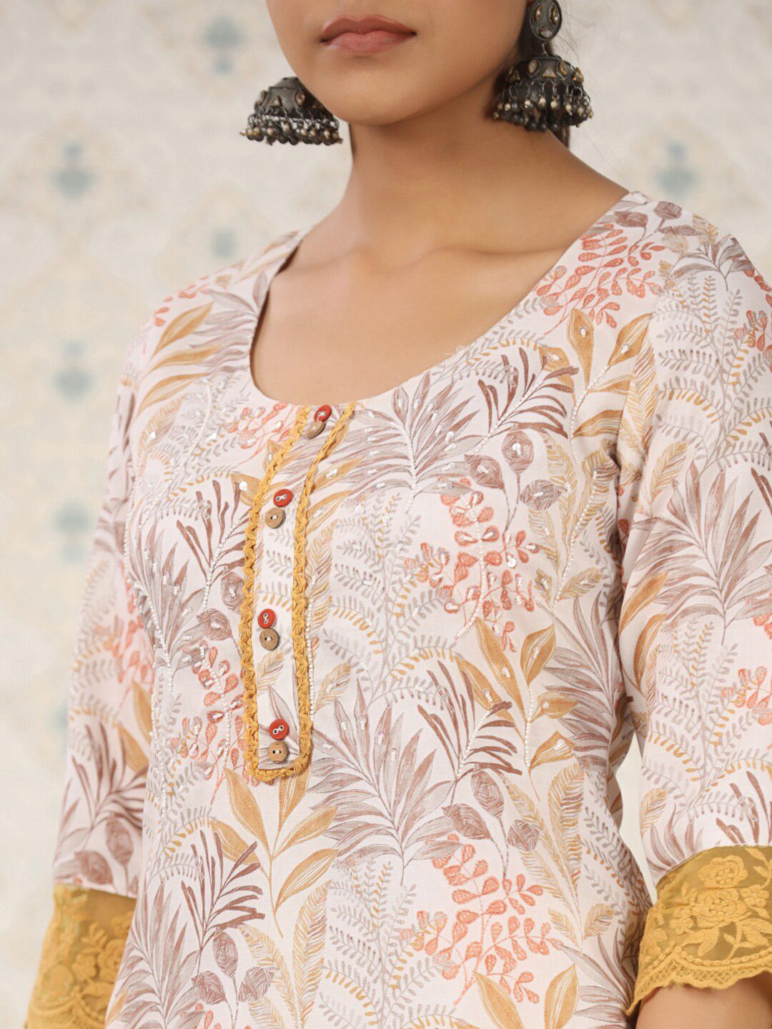 Dhiyona OD  Off Floral Printed Sequinned Floral Kurta