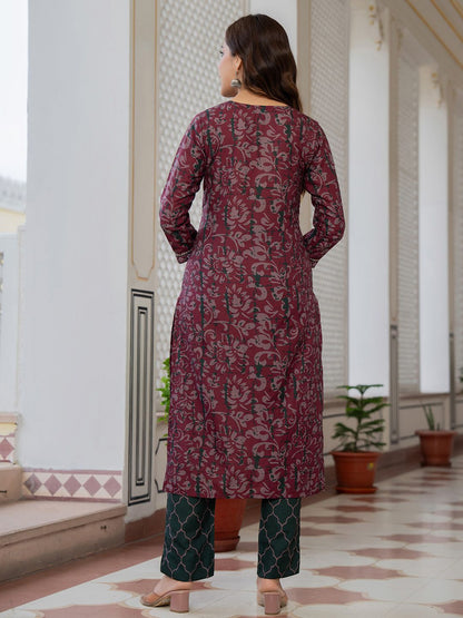 Dhiyona KL Floral Printed Notch Neck Straight Kurta With Trousers & Dupatta
