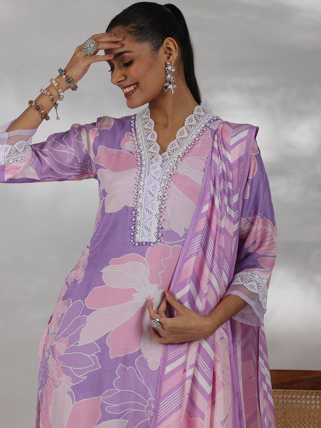 Floral Printed V-Neck Straight Kurta with Trouser & Dupatta