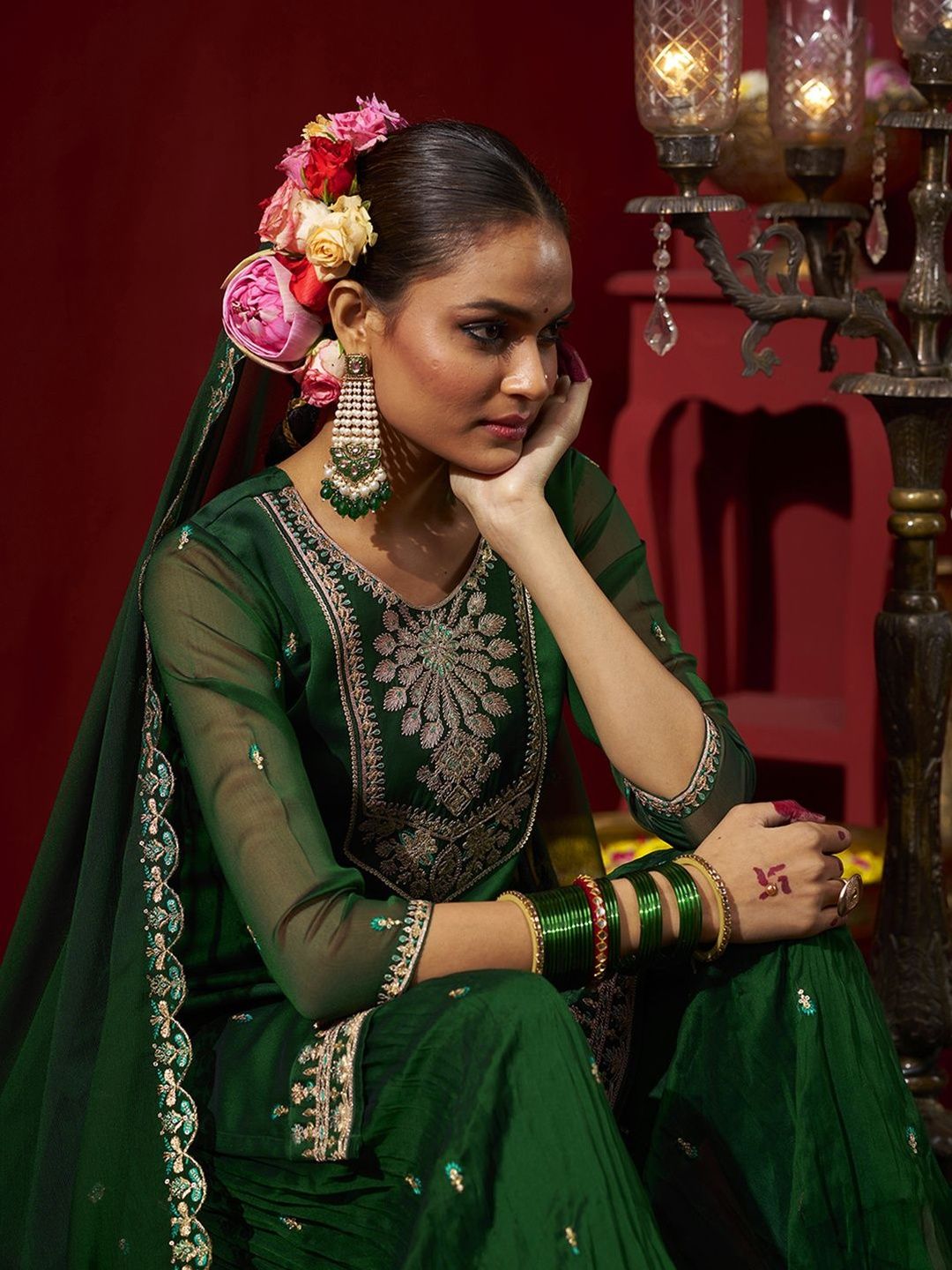 Dhiyona CH Women Ethnic Motifs Embroidered Regular Thread Work Kurta with Sharara & With Dupatta