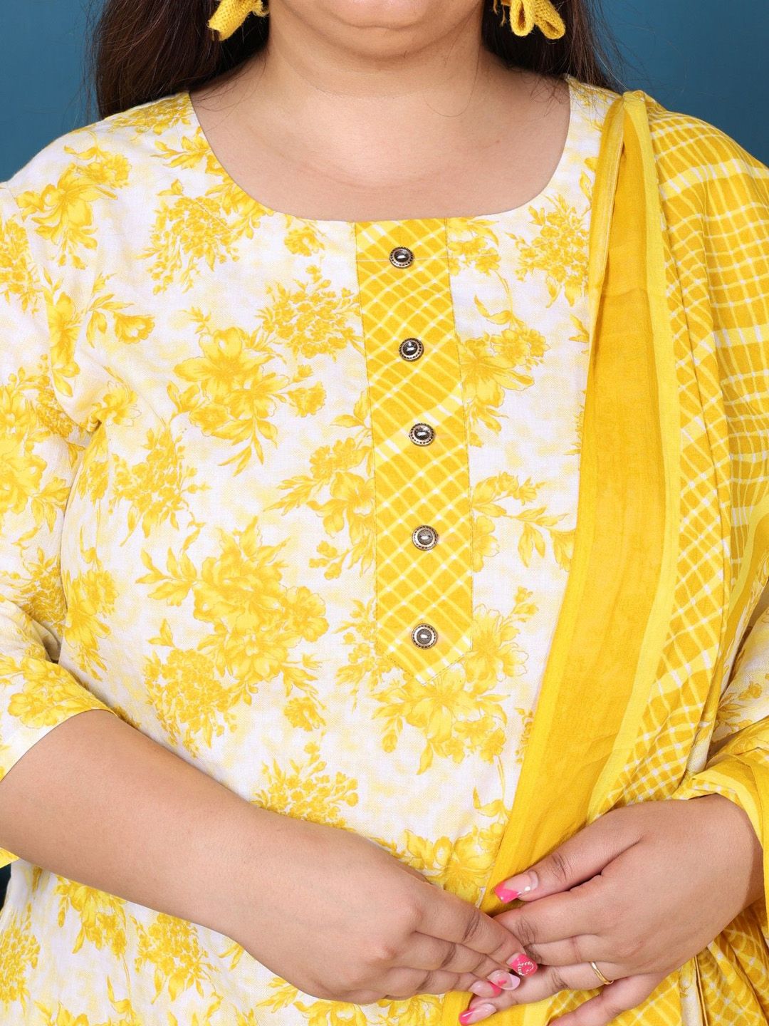 Dhiyona KL Plus Size Floral Printed Pure Cotton Straight Kurta with Palazzos & Dupatta