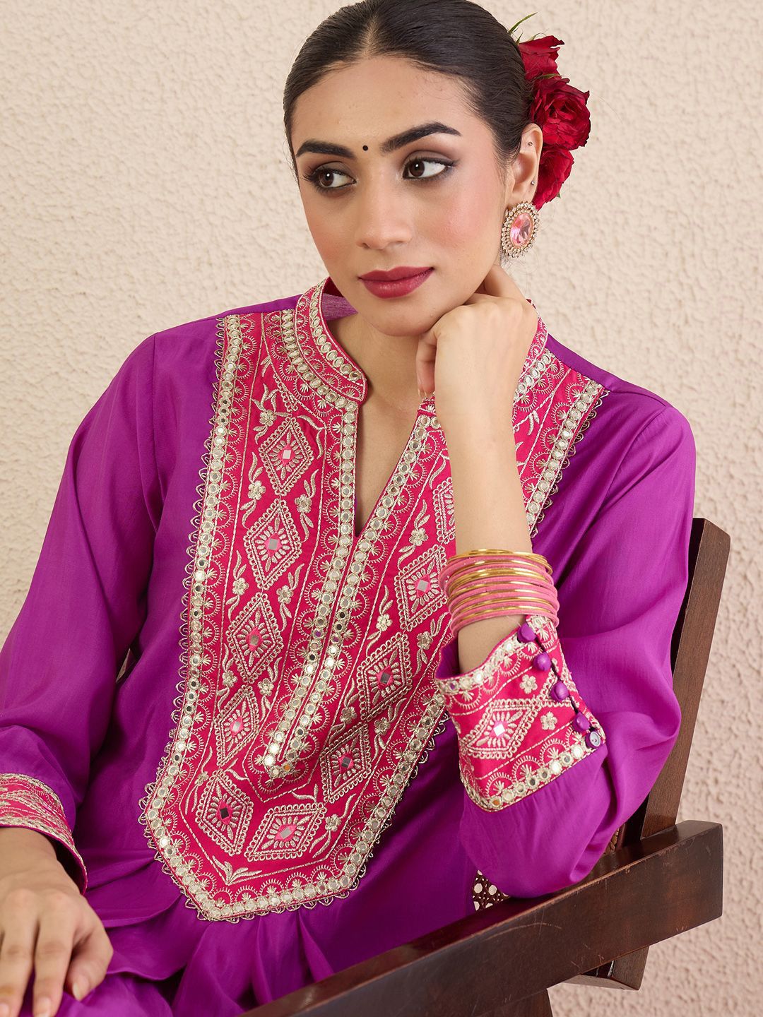 Dhiyona IE Women Solid Embroidered Kurta with Pyjama
