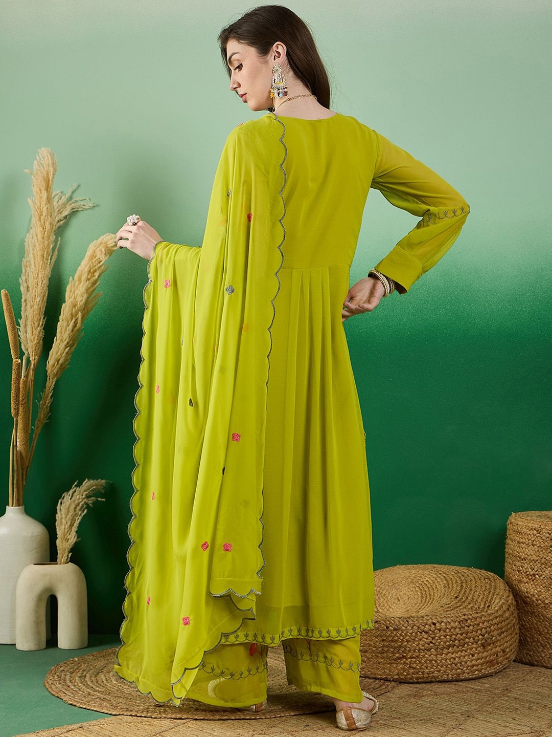 Dhiyona KL Floral Embroidered Regular Straight Kurta with Palazzos & Dupatta