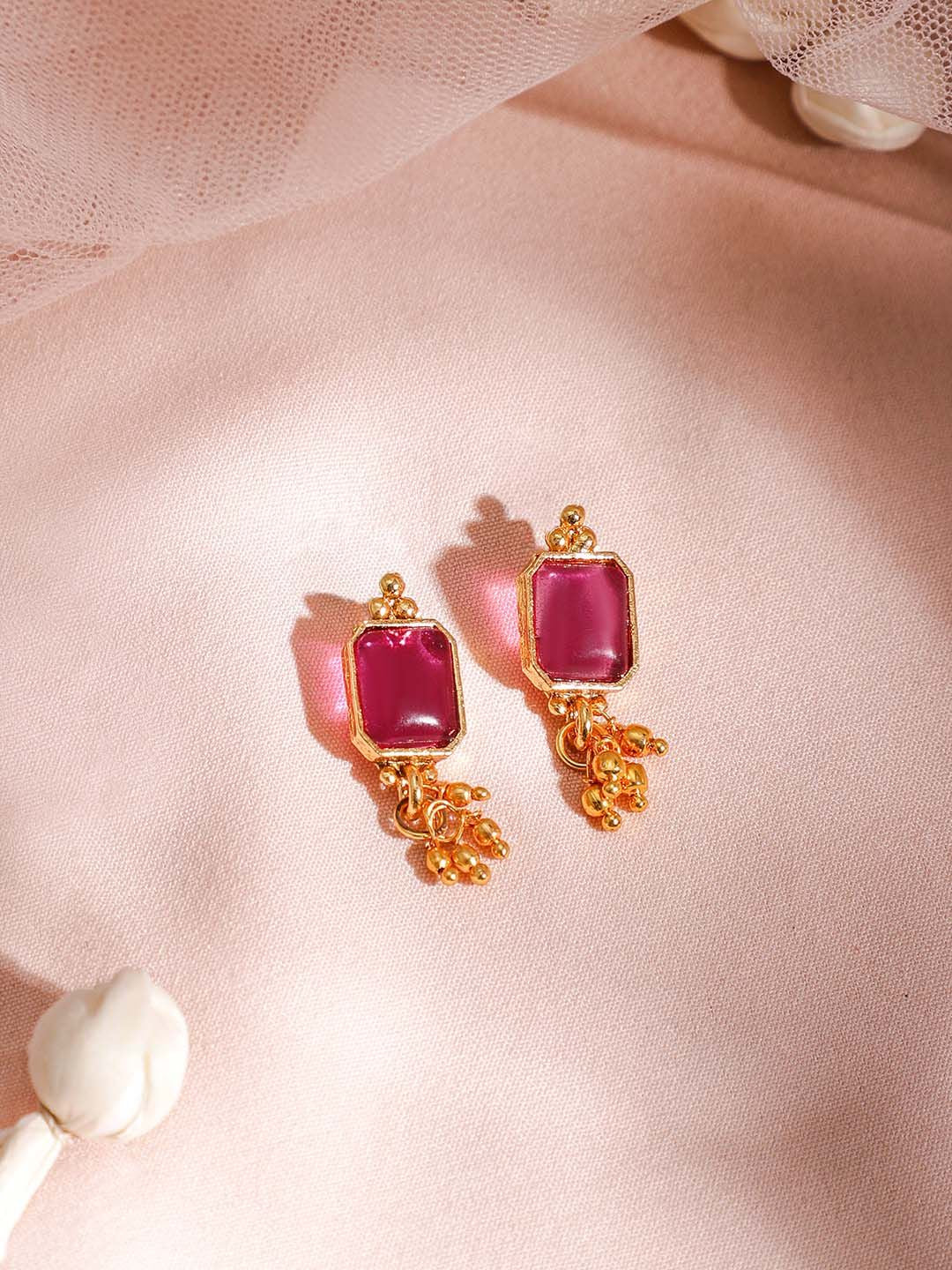 Dhiyona RJ Women's Luxury 22KT Gold Plated Ruby And Emerald Stone Studded White Beaded Jewellery Set