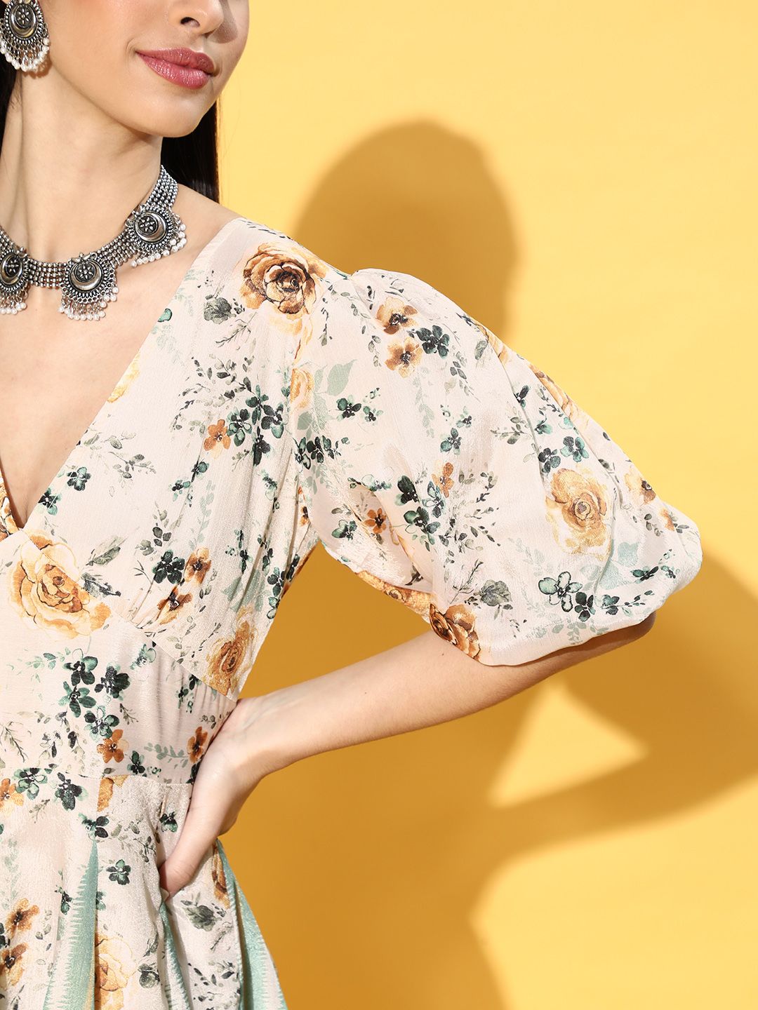 Dhiyona AY Women's Gorgeous Green Romantic Florals Dress