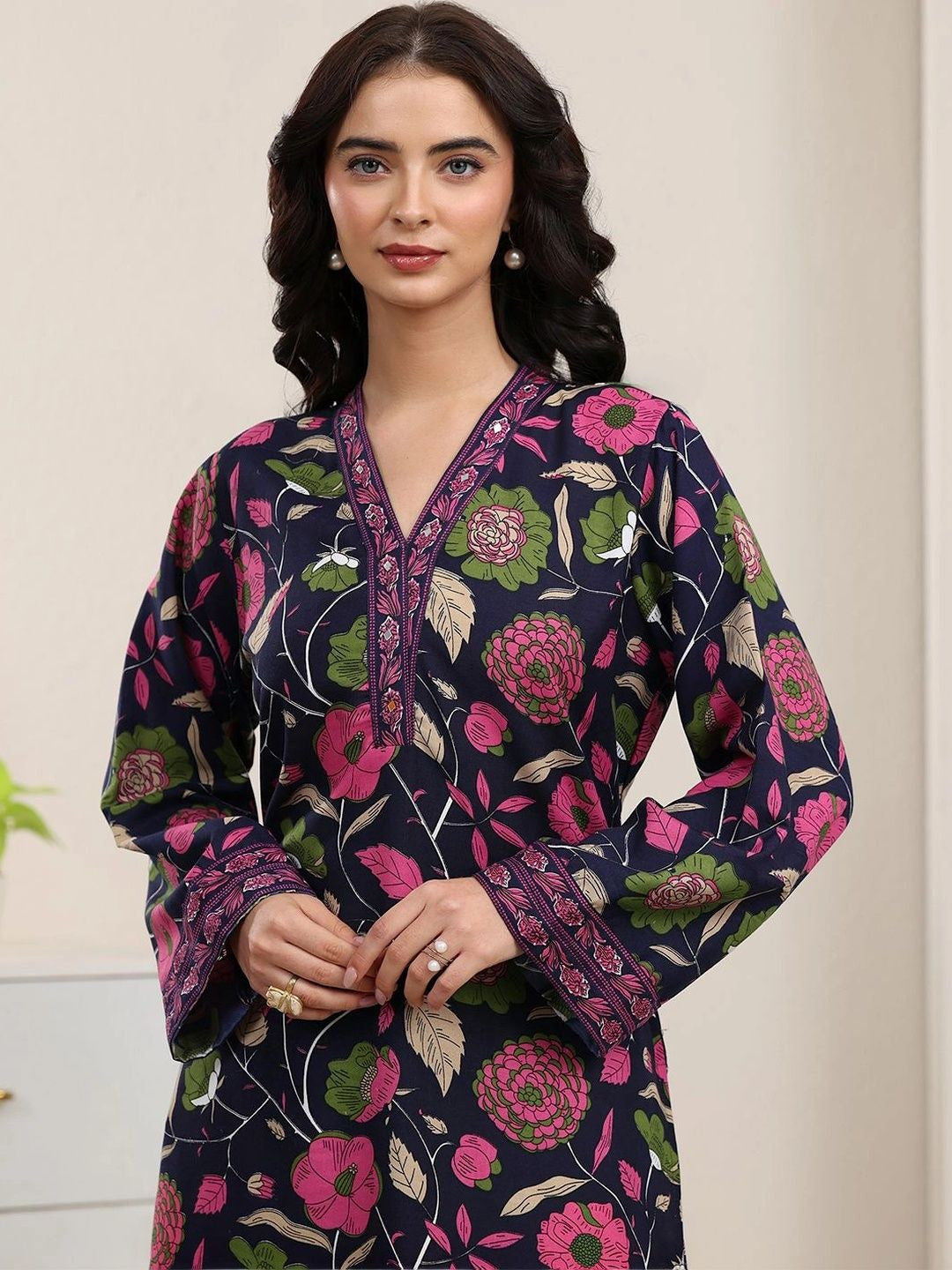 Women Floral Printed Regular Kurta with Palazzos