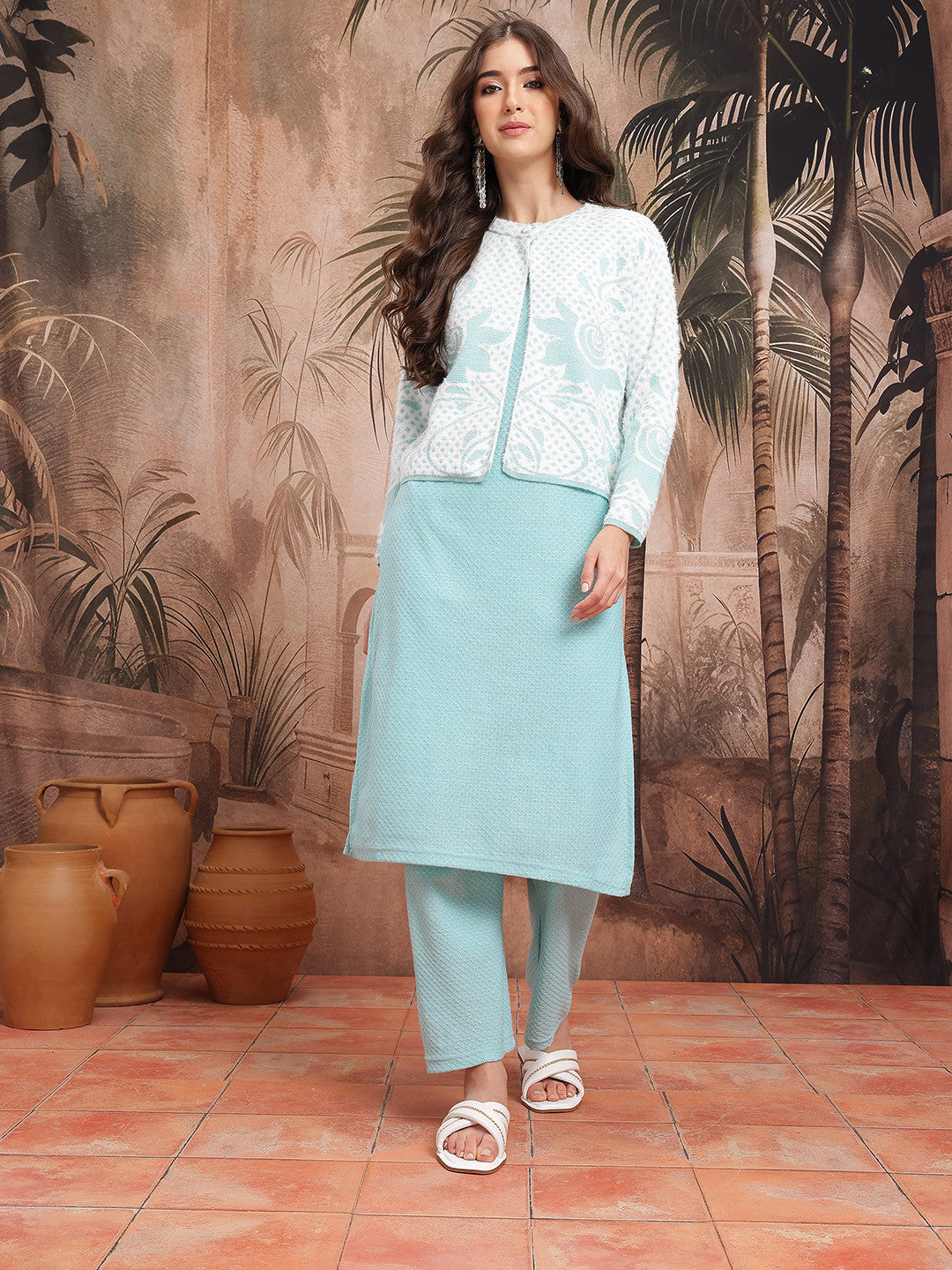 Geometric Self-Design Straight Winter Kurta with Trousers & Jacket