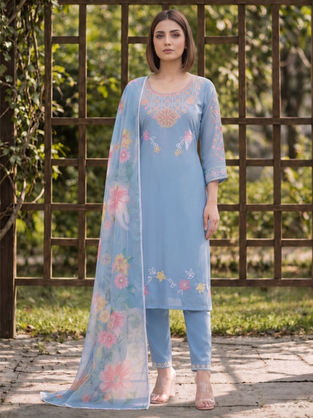 Yami Cadet Embroidered Suit Set