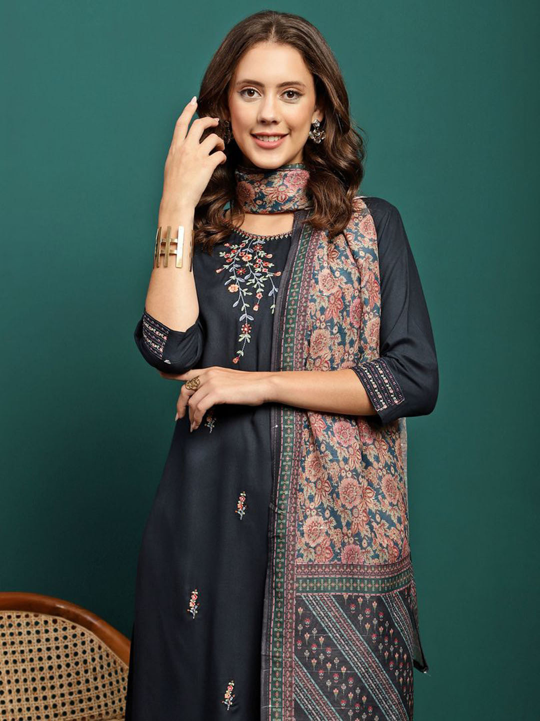 Floral Embroidered Thread Work Kurta with Trousers & Dupatta