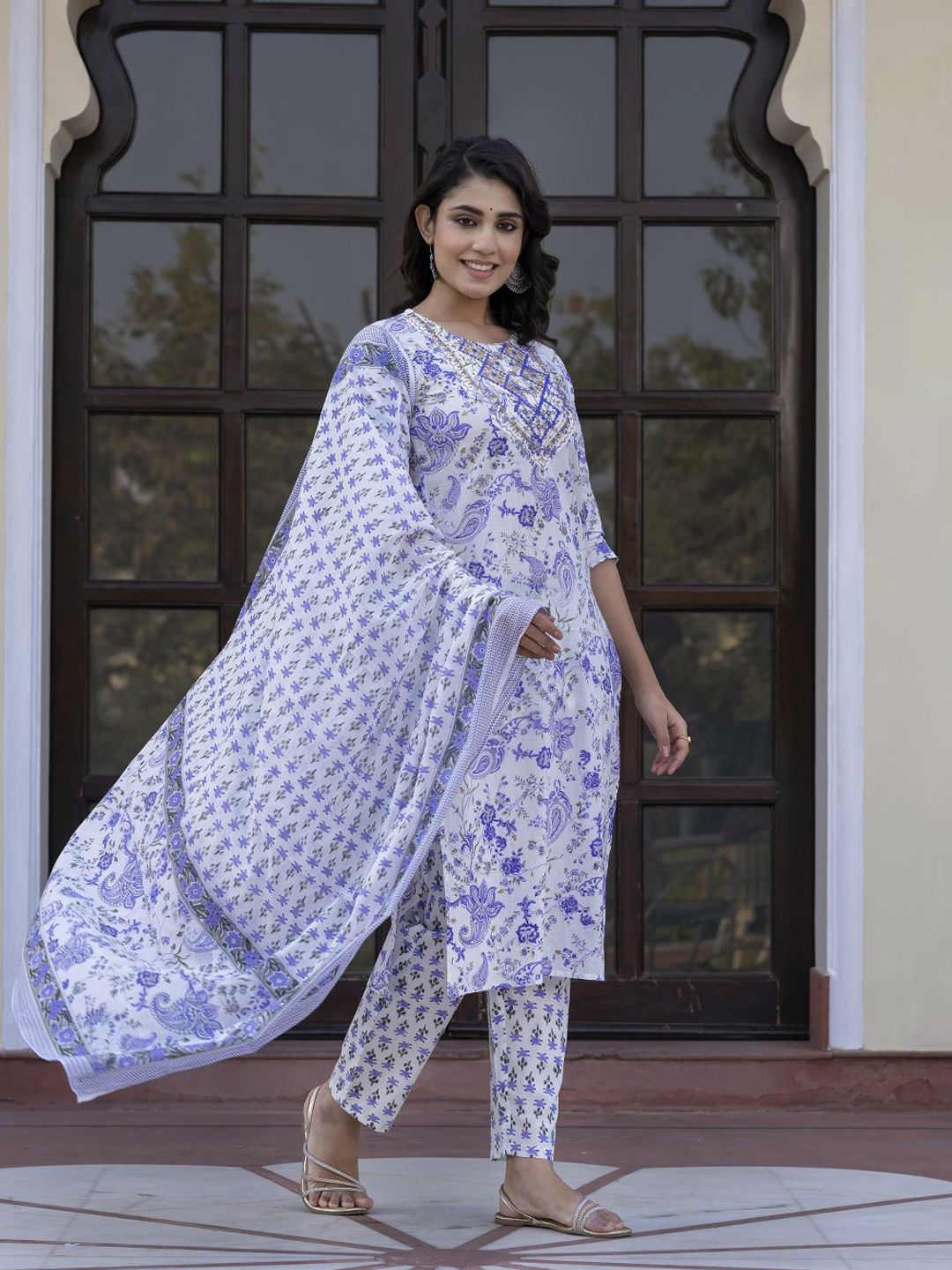 Dhiyona KL Paisley Printed Zari Pure Cotton Straight Kurta With Trouser & Dupatta