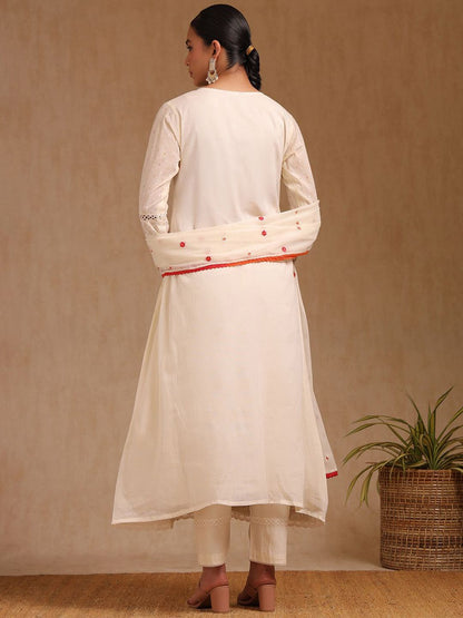 Dhiyona SO Women's Floral Embroidered Thread Work Cotton A-Line Kurta With Trouser And Dupatta