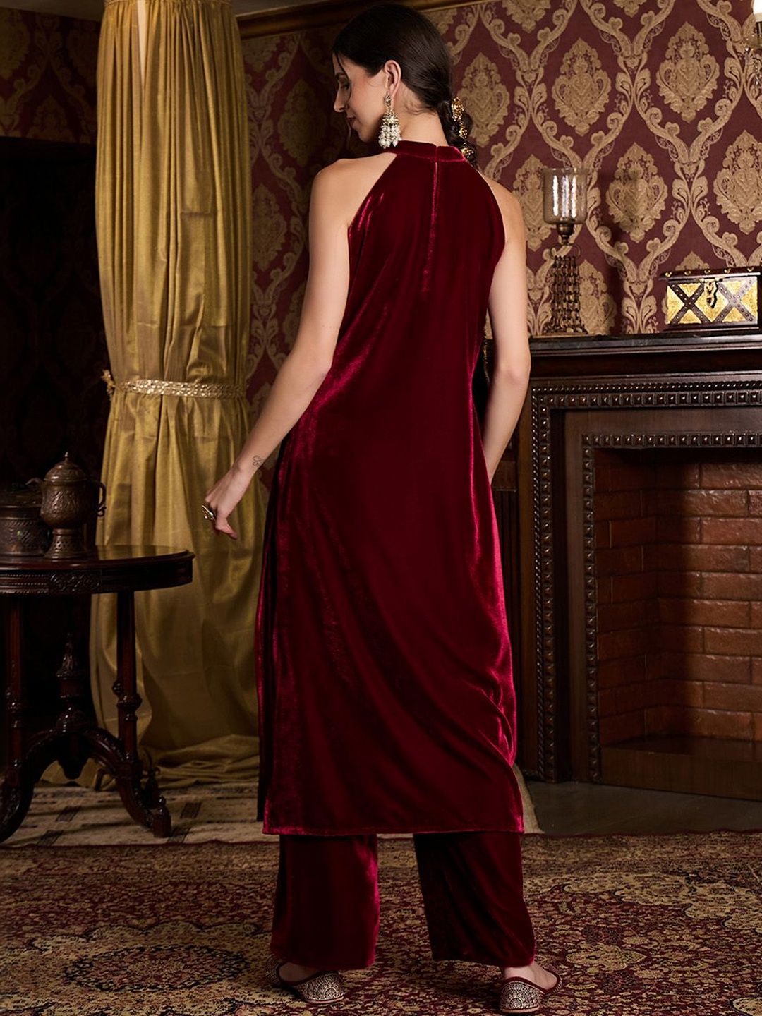 Dhiyona CH Women Regular Velvet Kurta with Palazzos
