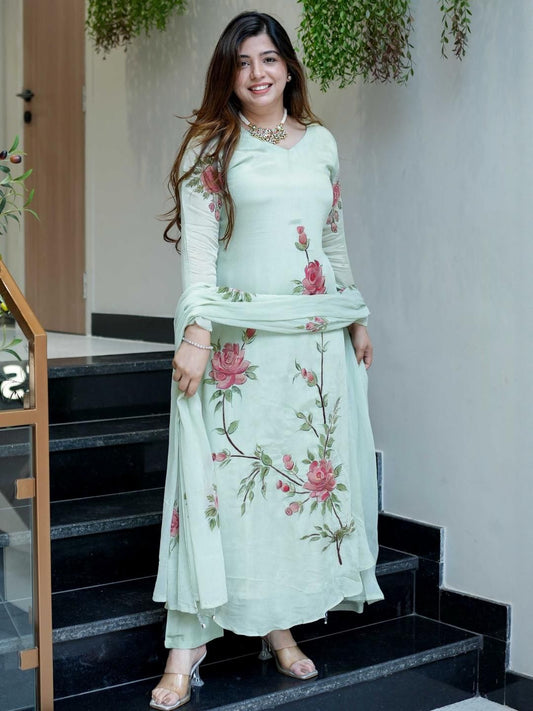 Dhiyona KL Women Green Silk Chiffon Printed Kurta Sets