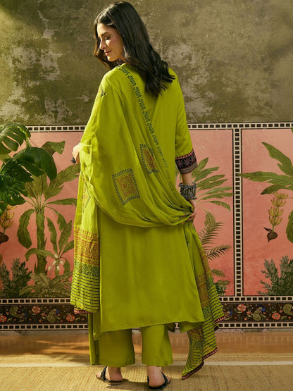 Square Neck Kurta Trousers & Dupatta