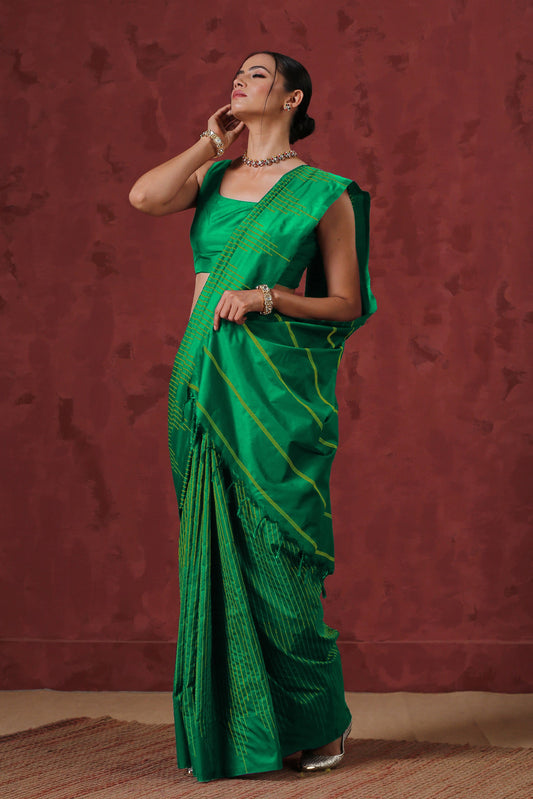 Dhiyona ST Silk Temple Green Saree