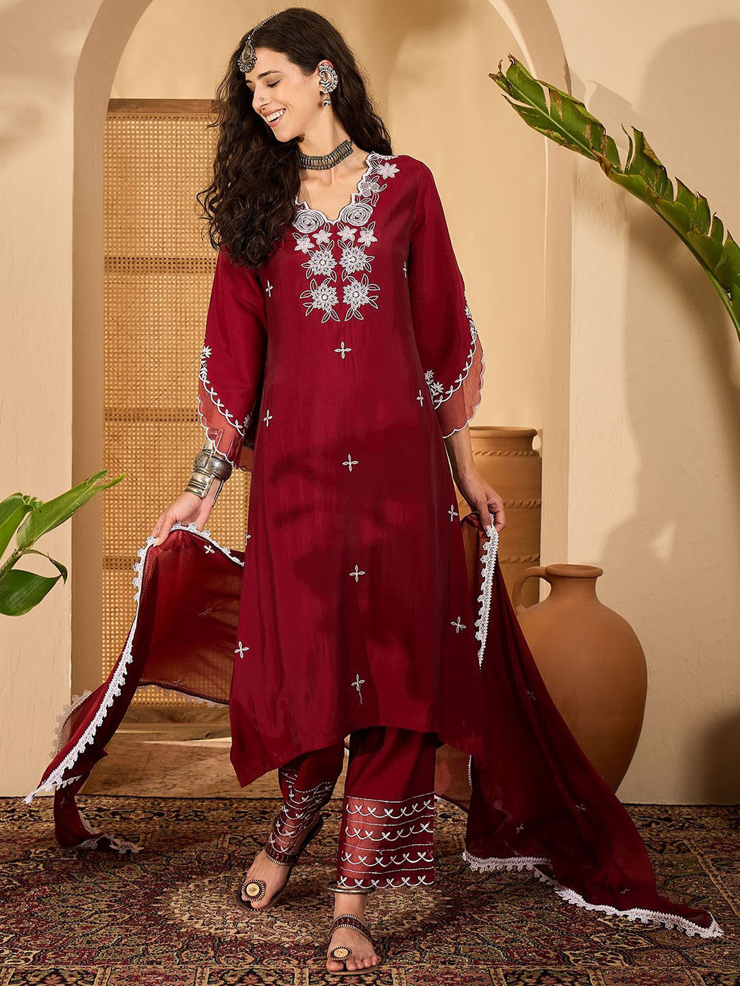 Women Woven Design Embroidered Kurta with Trousers & Dupatta
