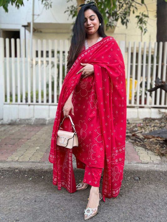 Dhiyona KL Ethnic Motifs Printed Square Neck A-line Kurta With Trousers & Dupatta
