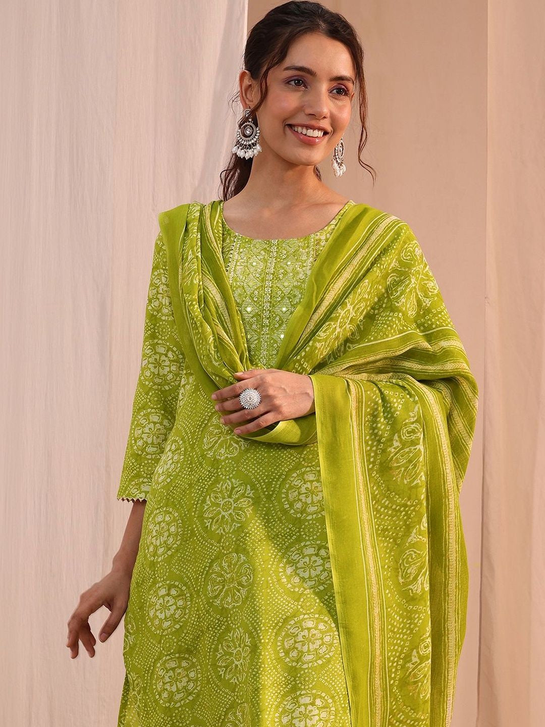 Women Ethnic Motifs Printed Regular Mirror Work Kurta with Trousers & With Dupatta