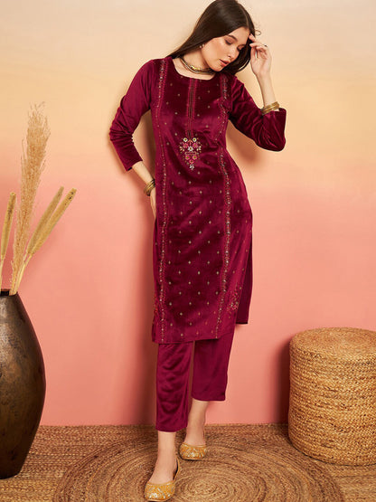 Ethnic Motifs Embroidered Winter Velvet Kurta & Trousers