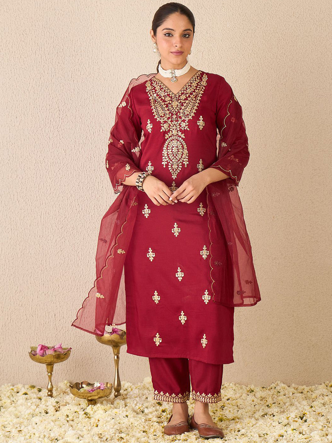 Women Ethnic Motifs Embroidered Regular Gotta Patti Kurta Trousers With Dupatta