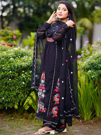 Dhiyona KL Floral Embroidered Thread Work Kurta & Palazzos With Dupatta