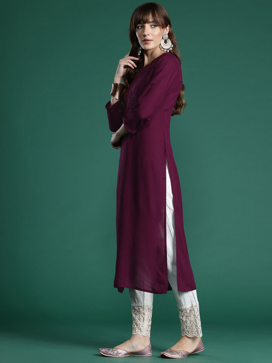 Dhiyona IE Floral Embroidered Thread Work Kurta