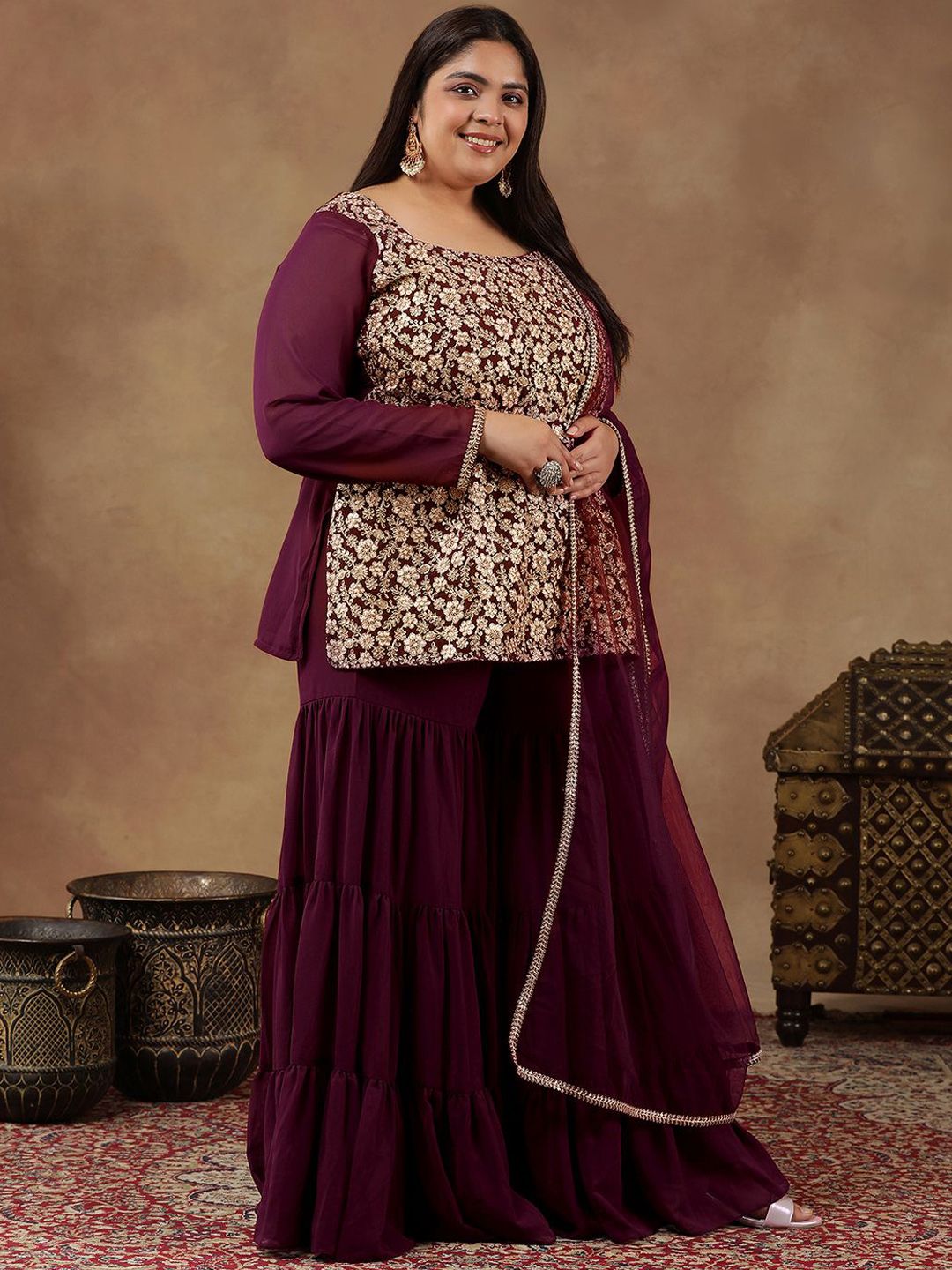 Dhiyona IN Floral Embroidered Regular Sequinned Straight Kurti with Sharara & Dupatta