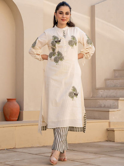 Floral Embroidered Mandarin Collar Pure Cotton A Line Kurta With Trousers