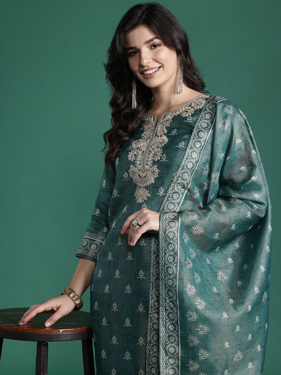 Dhiyona IE Ethnic Motifs Embroidered Kurta with Trousers & With Dupatta