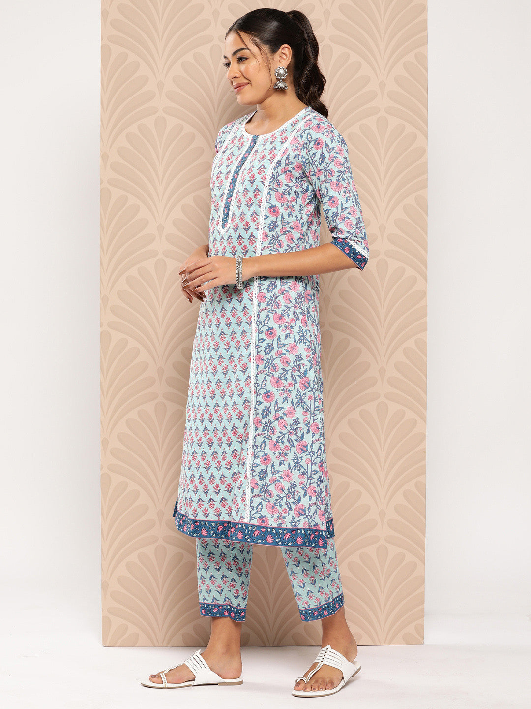Floral Printed Panelled Pure Cotton Kurta with Trousers