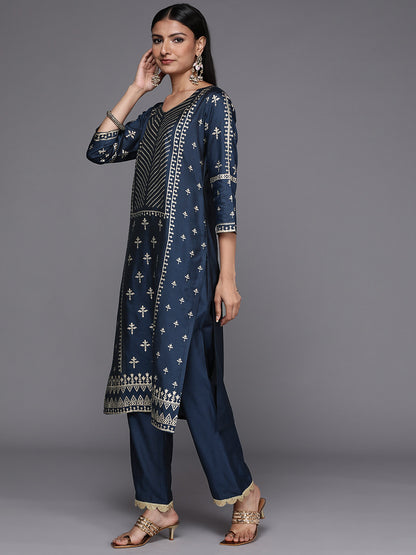 Women Blue Floral Printed Chanderi Silk Kurta with Trousers & Dupatta