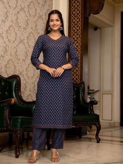 Dhiyona KL Ethnic Motifs Printed Regular Gotta Patti Straight Kurta with Trousers & Dupatta