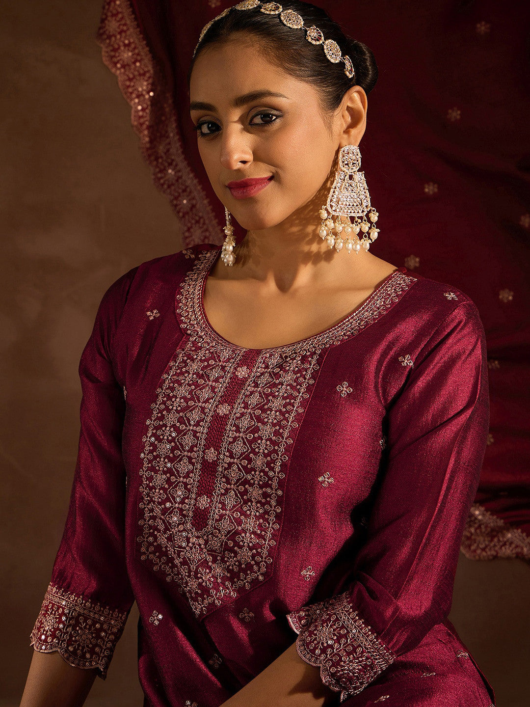 Ethnic Motifs Embroidered Thread Work Straight Kurta with Trousers & Dupatta