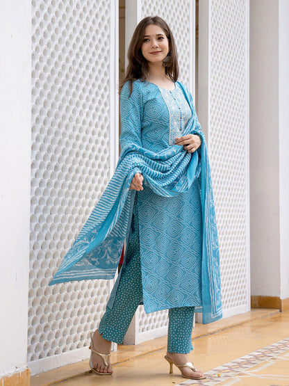Dhiyona KL Bandhani Printed Regular Mirror Work Kurta With Trousers & Dupatta