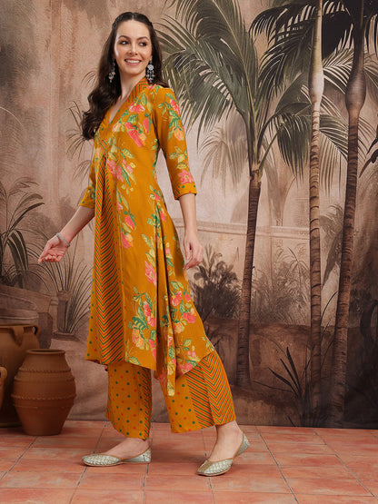 Floral Printed Regular Kurta with Trousers & Dupatta