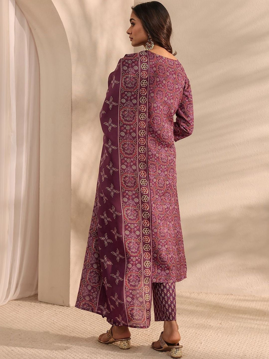 Women Ethnic Motifs Printed Regular Thread Work Kurta with Trousers & With Dupatta