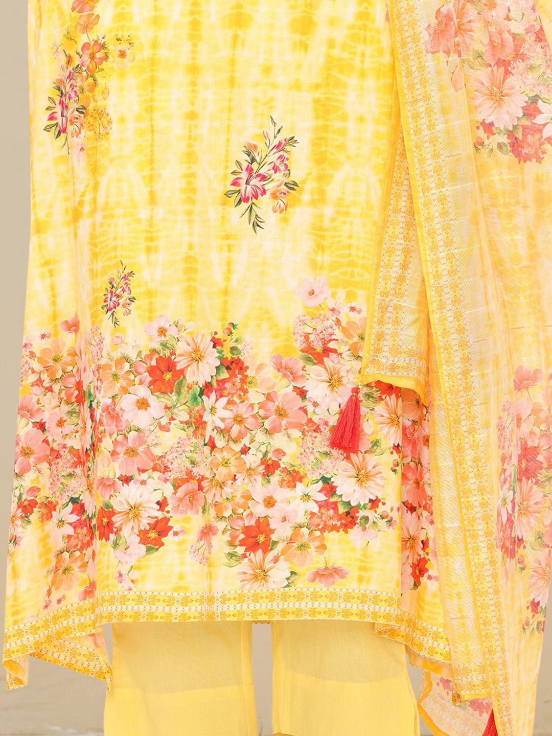 Dhiyona IS Women's Floral Printed Pure Cotton Straight Kurta With Trousers & Dupatta