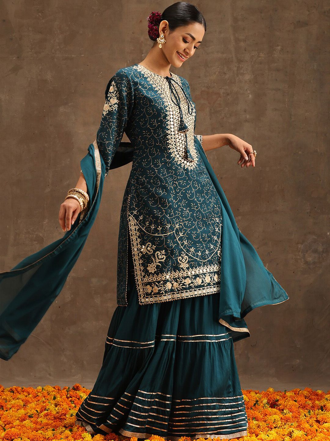 Dhiyona LL Womens Teal Yoke Design Straight Kurta With Sharara & Dupatta