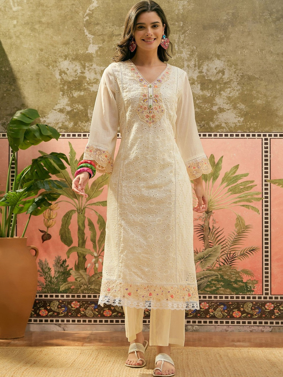Women Ethnic Motifs Embroidered Regular Thread Work Pure Cotton Kurta with Trousers & With Dupatta