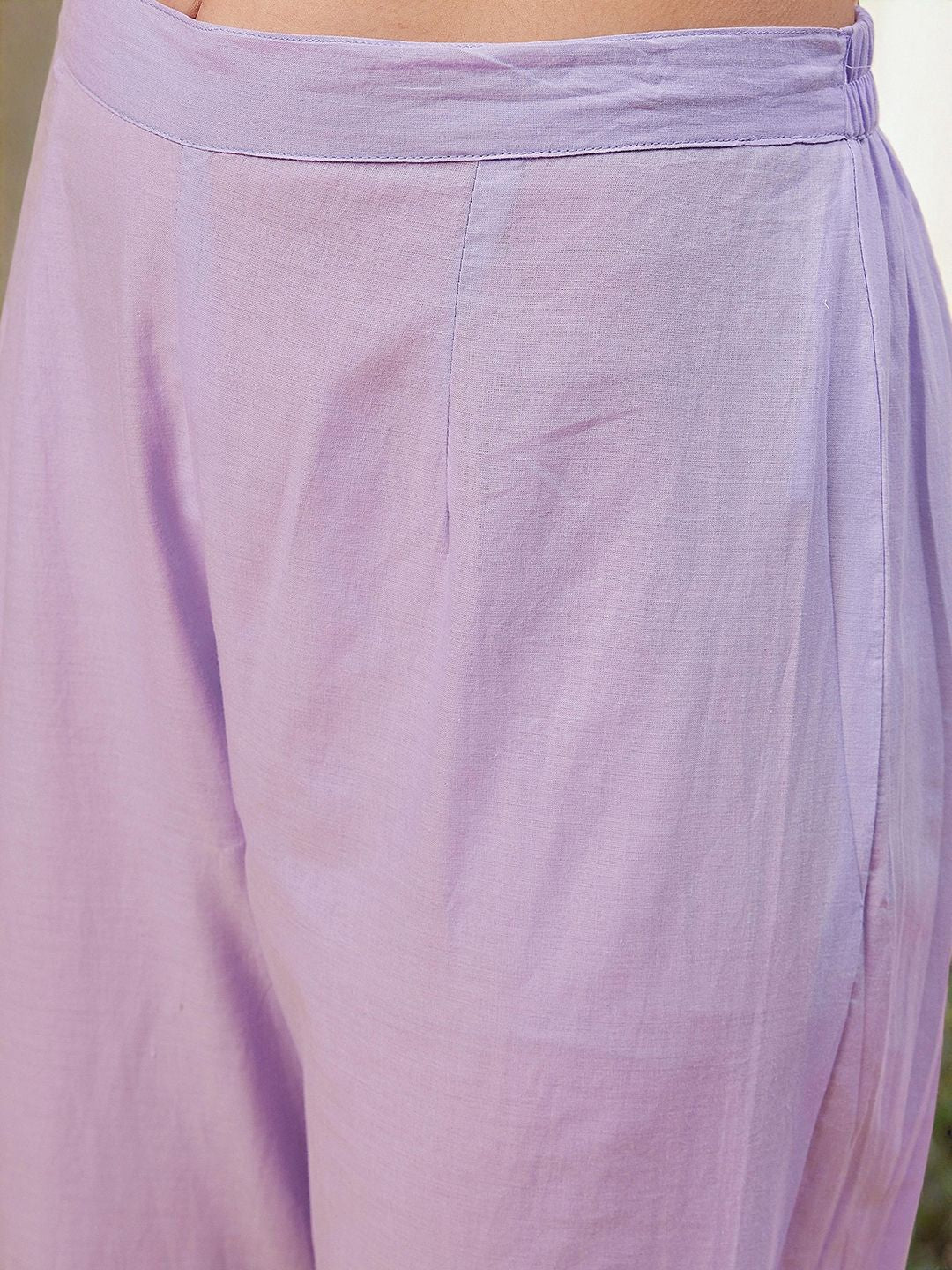 Dhiyona IS Women's Floral Embroidered Thread Work Pure Cotton Straight Kurta with Trousers