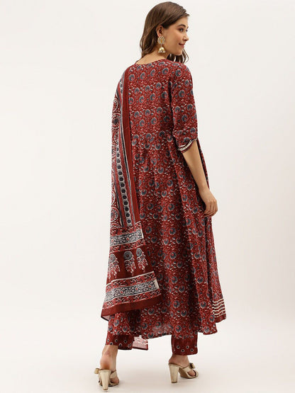 Dhiyona KL Floral Printed Gotta Patti Pure Cotton Anarkali Kurta & Trousers With Dupatta