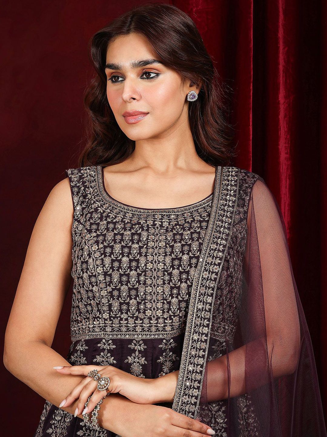 Dhiyona LL Sequinnce Embellished Scoop Neck Straight Kurta with Palazzo & Dupatta