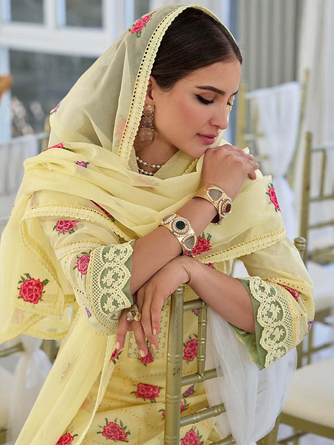 Dhiyona IE Floral Embroidered V-Neck Pure Cotton Straight Kurta With Trousers & Dupatta