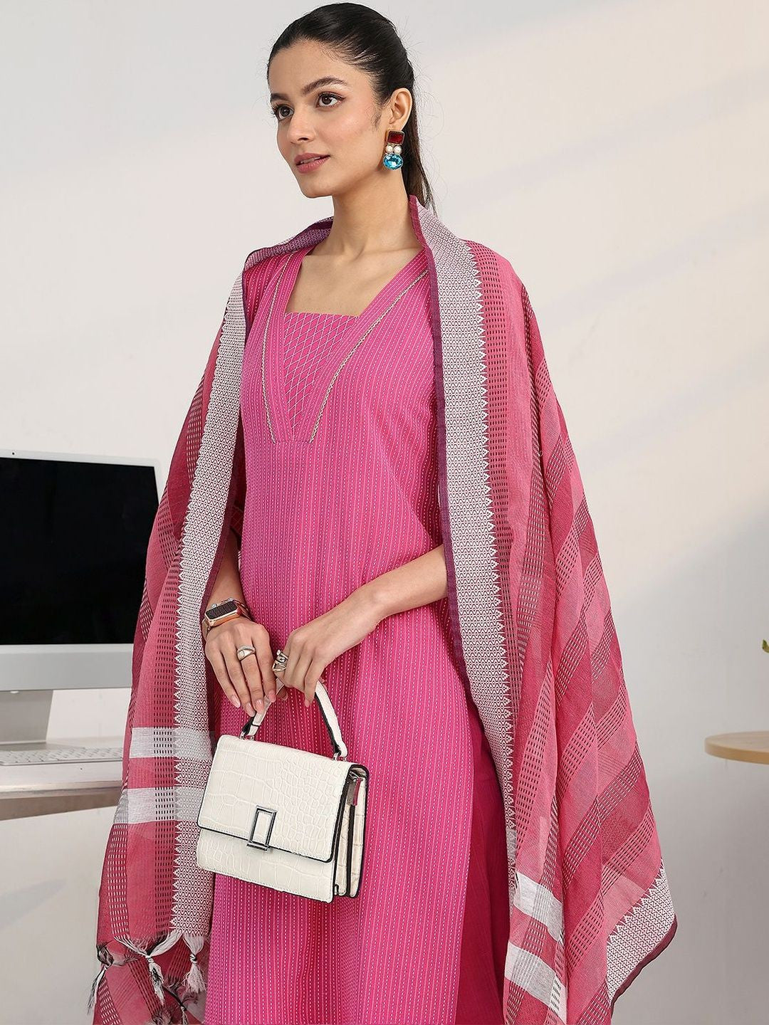Women Regular Kurta with Salwar & With Dupatta