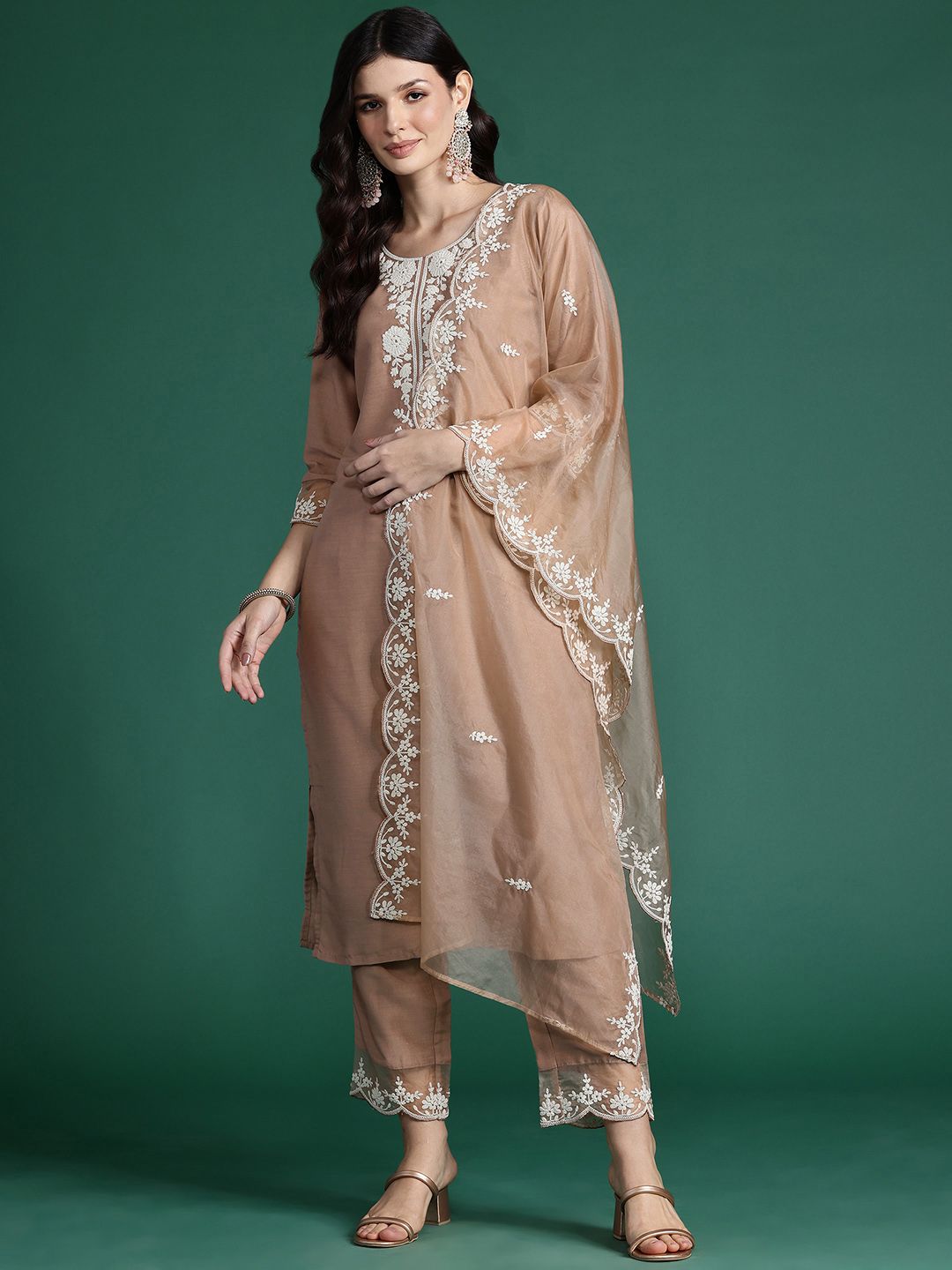 Dhiyona IE Floral Embroidered Thread Work Kurta With Trousers & Dupatta