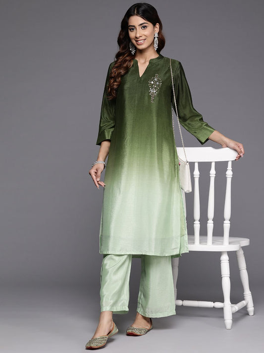 Dhiyona VA Women'sDyed Mandarin Collar Sequinned & Beaded Kurta With Trouser