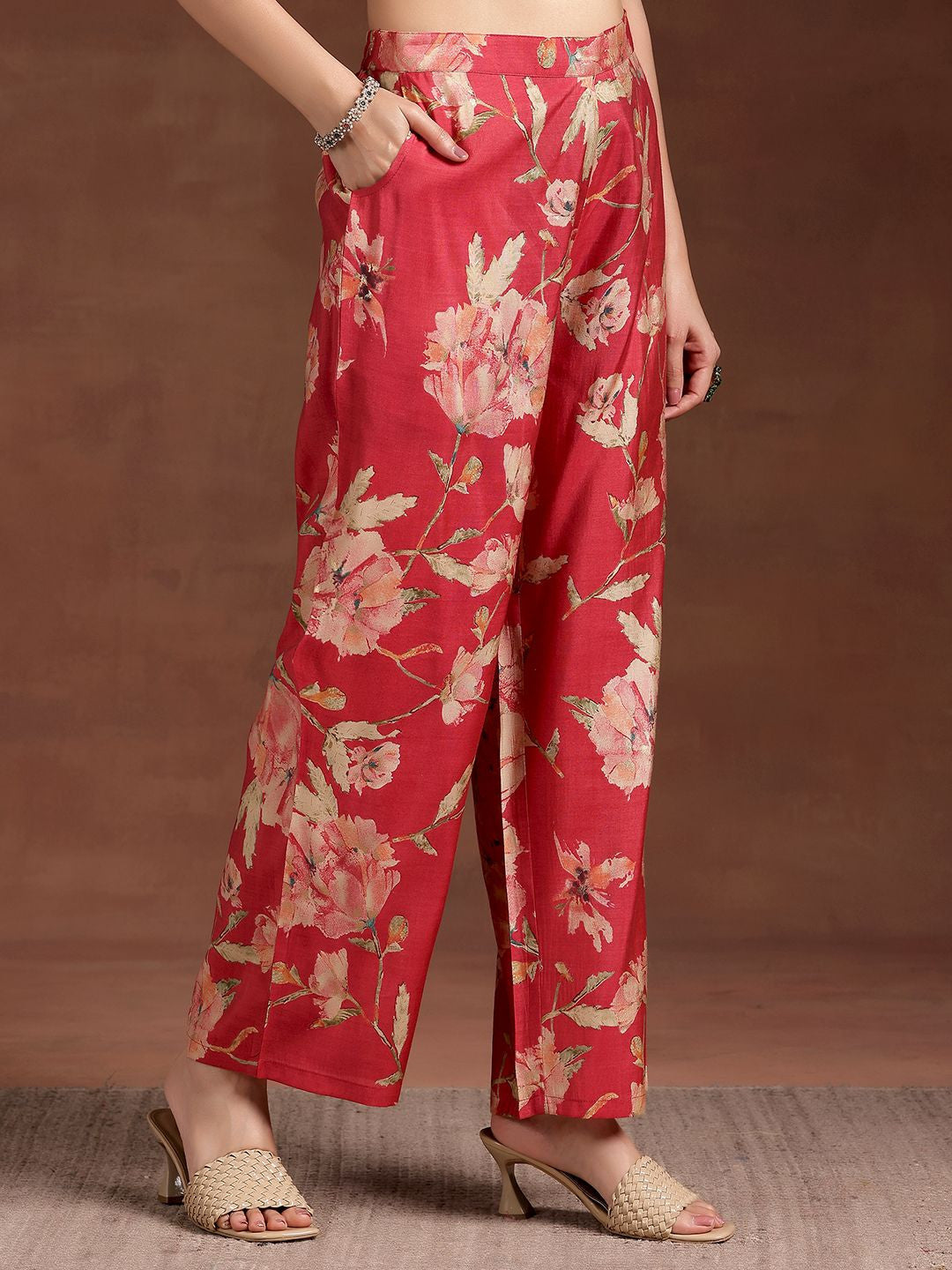 Women Floral Printed Regular Gotta Patti Kurta with Palazzos