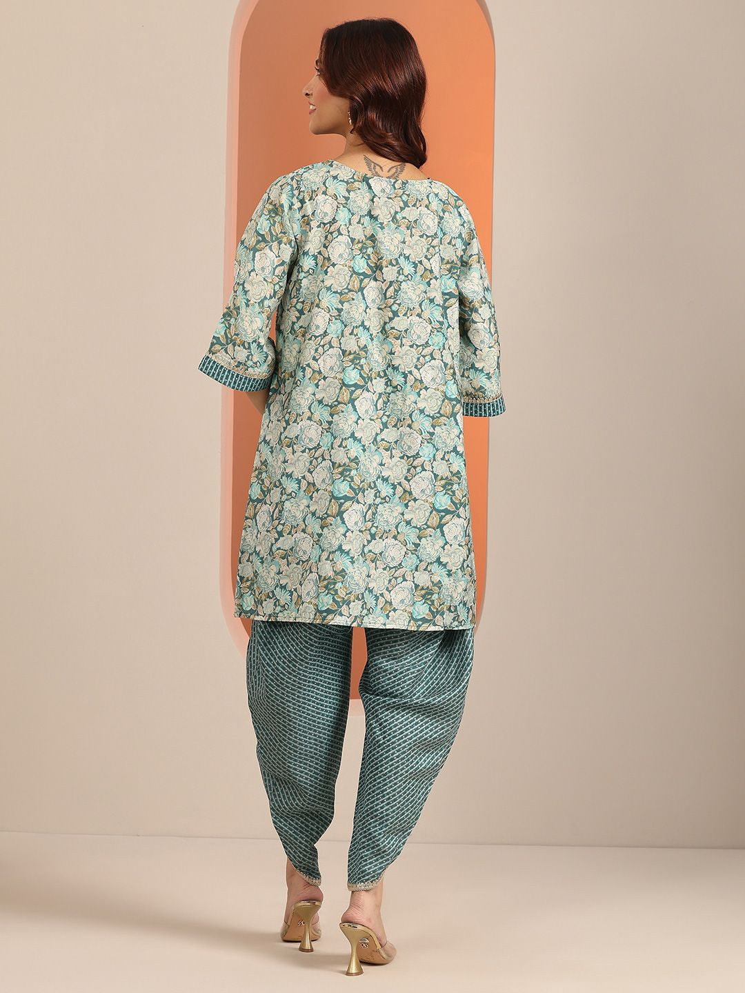 Women Floral Printed Regular Gotta Patti Kurti with Dhoti Pants