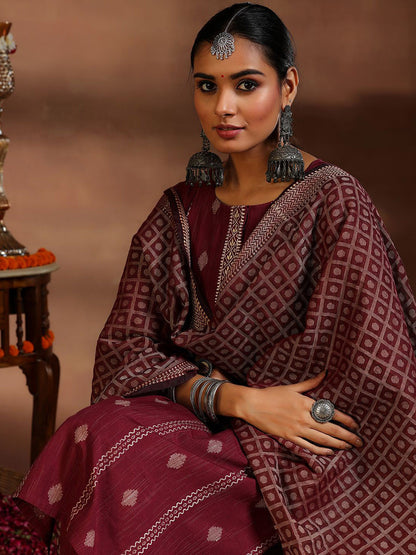 Women Ethnic Motifs Regular Thread Work Kurta with Trousers & With Dupatta