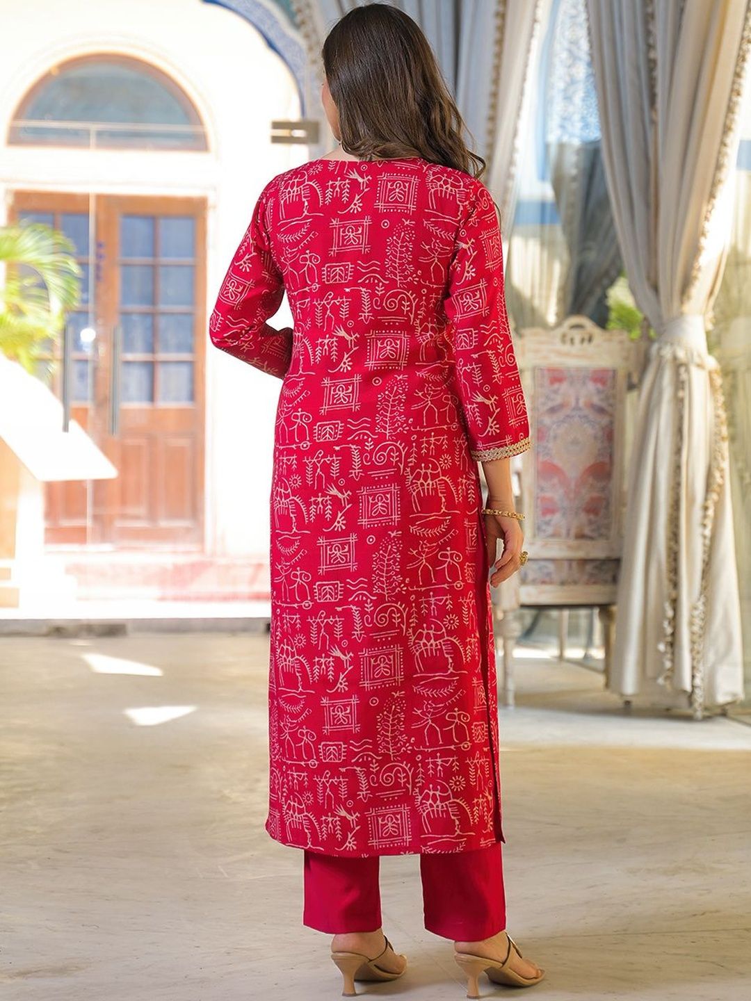 Dhiyona KL Women Ethnic Motifs Printed Regular Thread Work Kurta with Trousers & With Dupatta